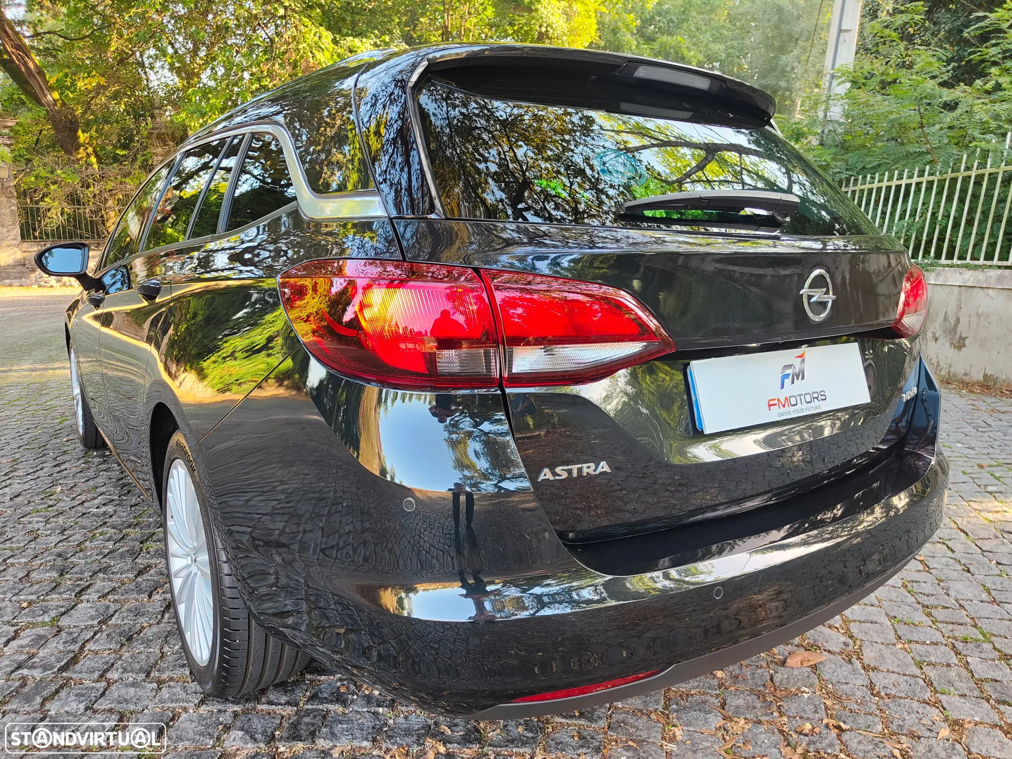 Opel Astra Sports Tourer 1.4 T Innovation S/S - 25