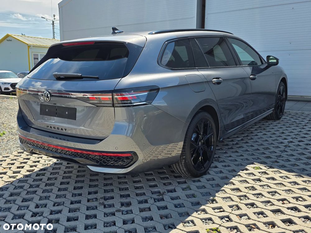 Volkswagen Passat Variant 2.0 TSI R-Line Plus DSG - 7