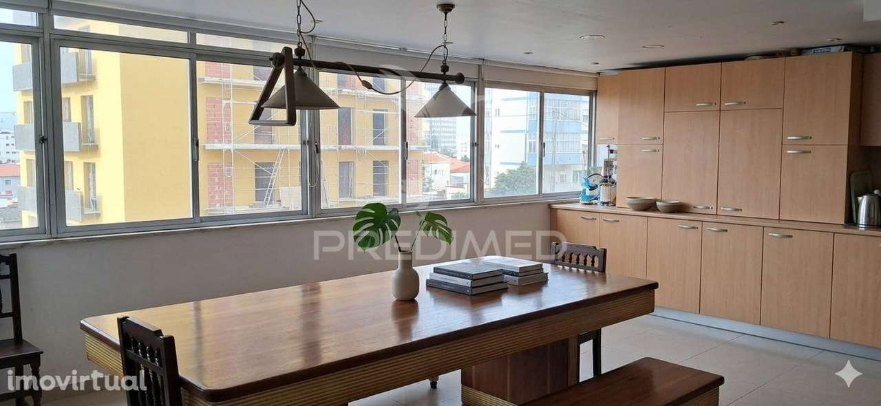 Apartamento T3 c/ Terraço no Laranjeiro - Grande imagem: 3/19
