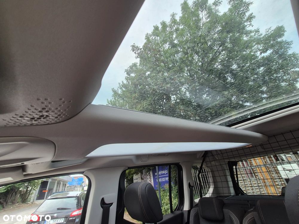 Peugeot Rifter PureTech 130 L1 EAT8 GT - 19