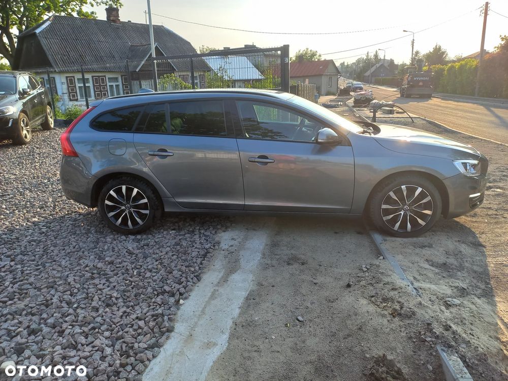Volvo V60 D2 Drive-E Dynamic Edition (Kinetic) - 7