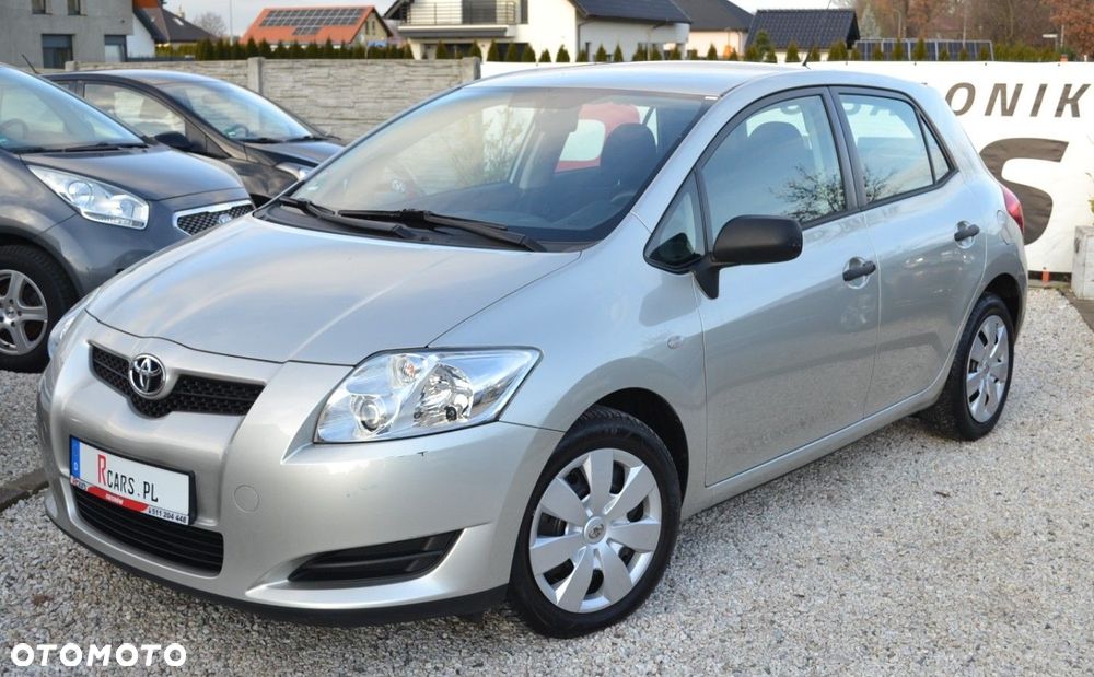 Toyota Auris 1.33 VVT-i Terra - 12