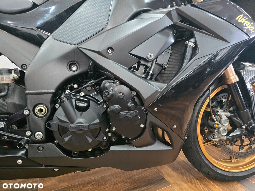 Kawasaki ZXR - 23