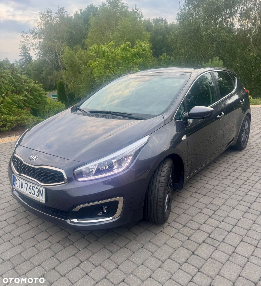 Kia Ceed 1.4 L Business Line - 2