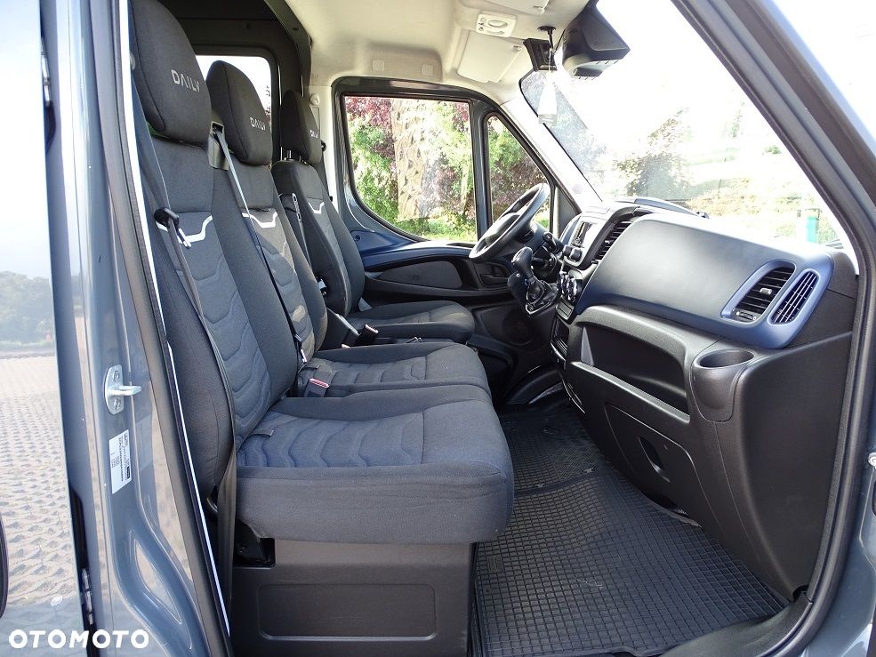 Iveco Daily L4H2 35S18 3.0 180 Hi-MATIC FULL LED Brygadówka DOKA 6 Osób UNIKAT!! JAK NOWY!! Salon PL! 1 WŁ.! - 23