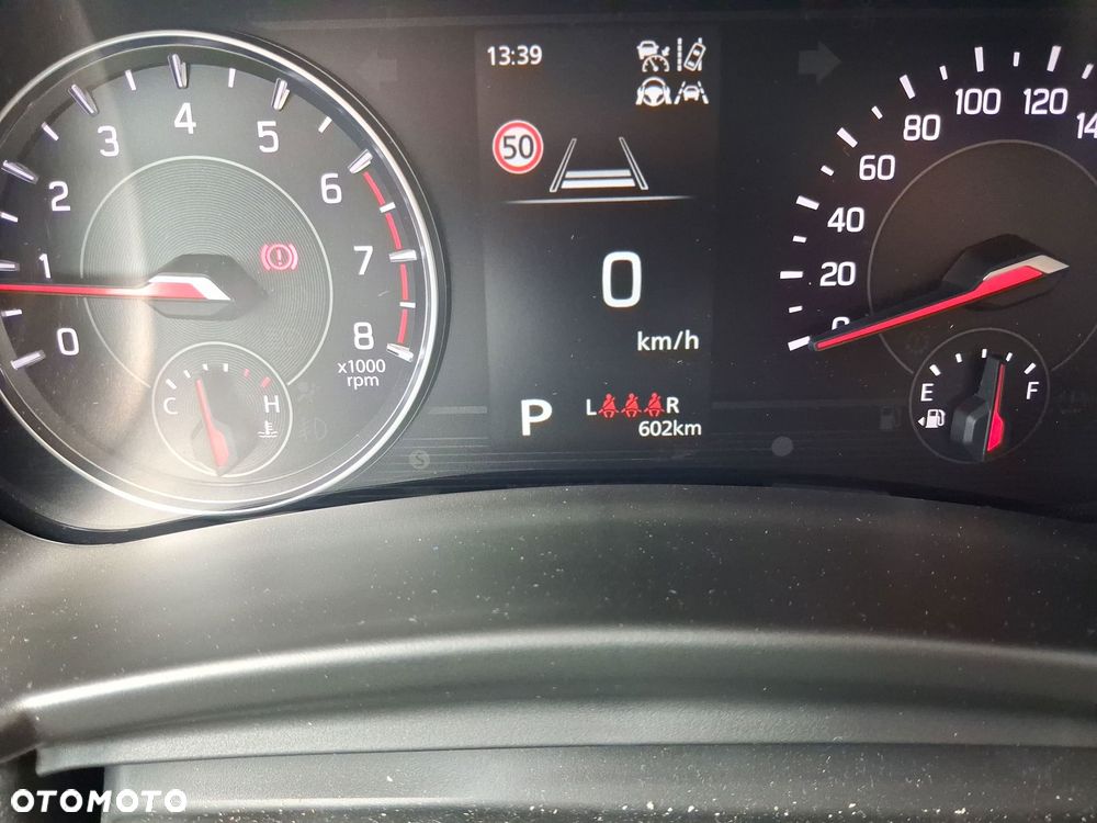Suzuki Swift 1.2 Dualjet SHVS Premium Plus CVT - 23