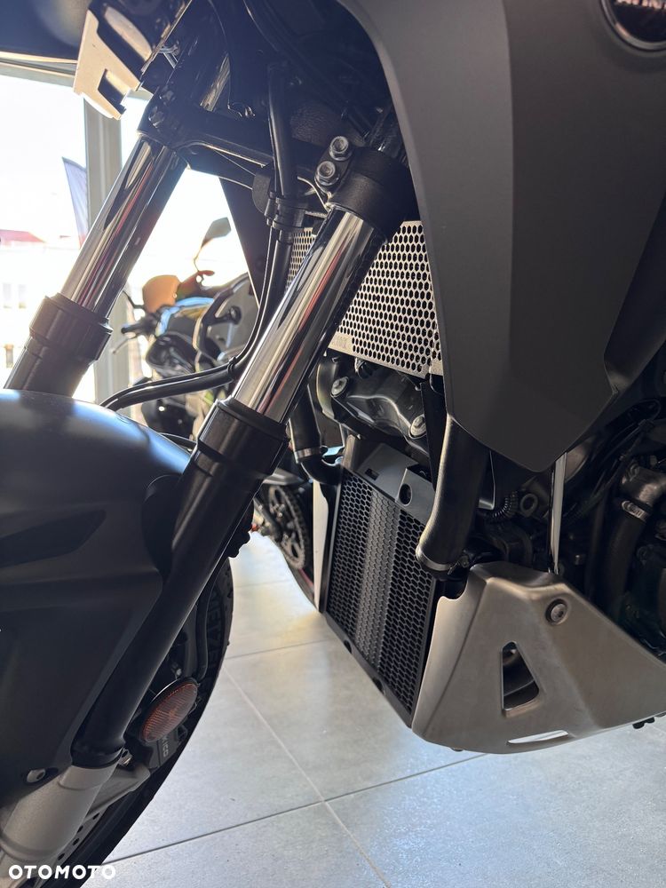 Honda VFR - 7