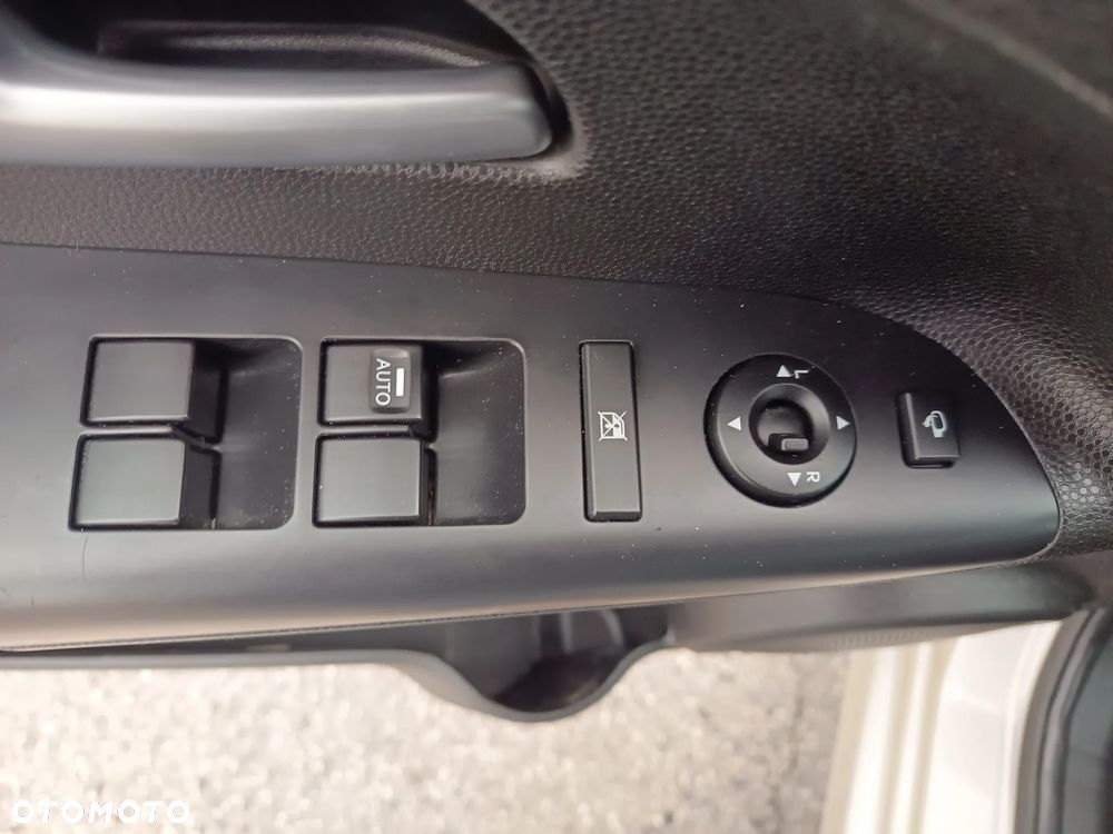Kia Venga 1.6 CVVT ISG Spirit - 27