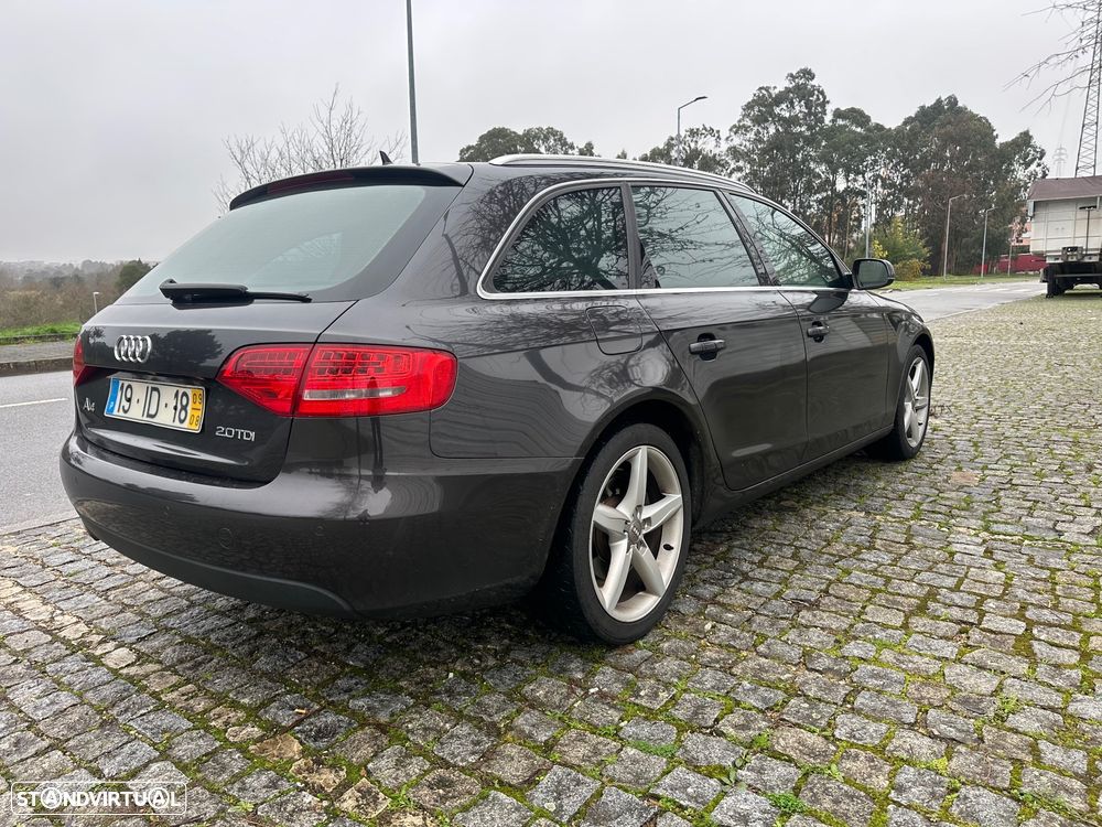 Audi A4 Avant - 4