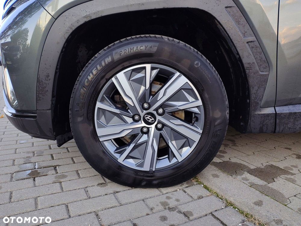 Hyundai Tucson 1.6 T-GDi HEV Executive 2WD - 11
