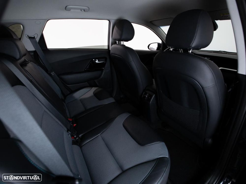 Kia e-Niro 64kWh - 11