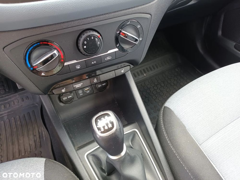 Hyundai i20 1.2 Elegant - 19