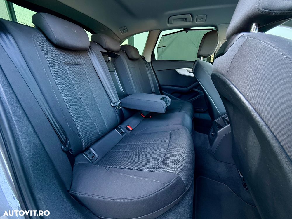 Audi A4 2.0 TDI ultra S tronic - 17