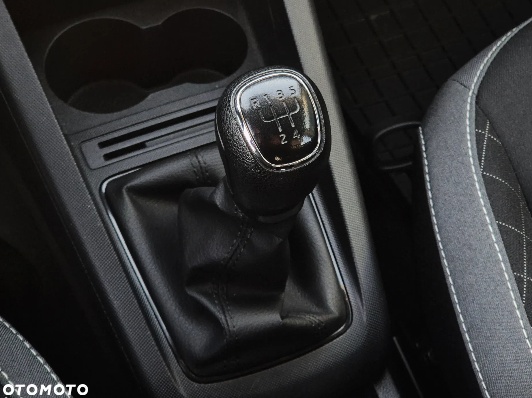 Skoda Fabia 1.0 TSI Ambition - 13