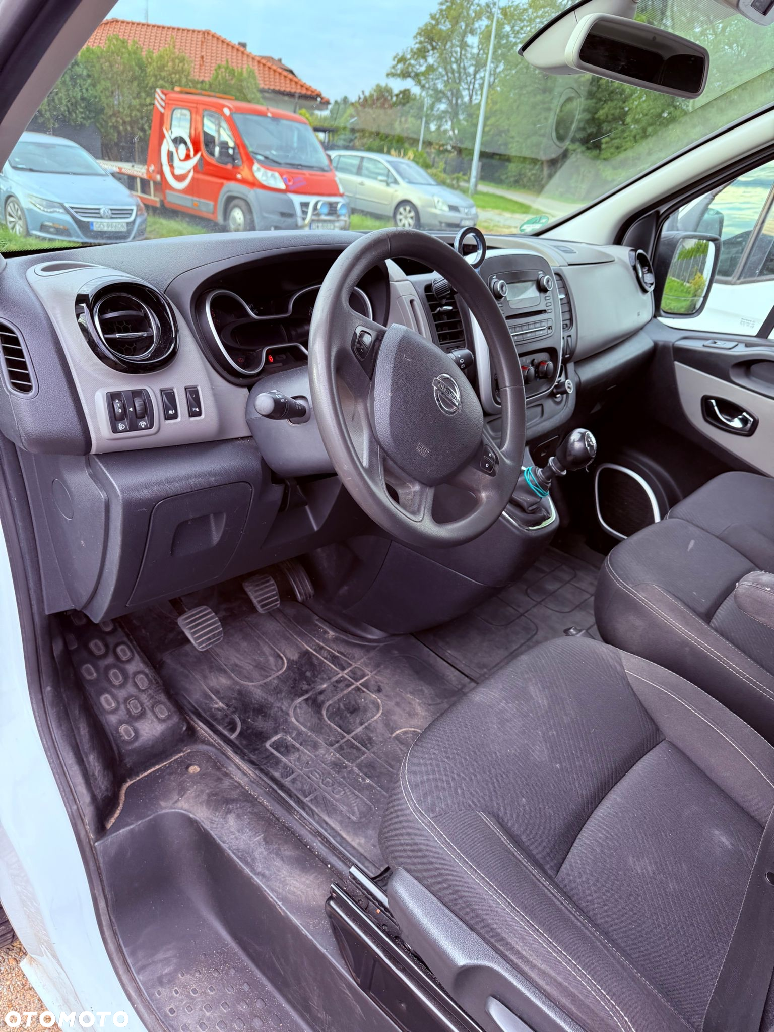Nissan NV300 - 10