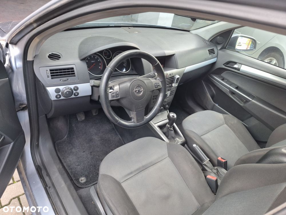 Opel Astra - 14