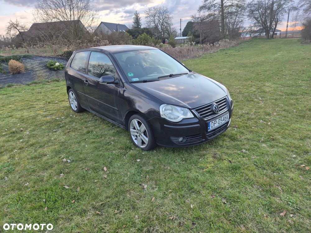 Volkswagen Polo - 1