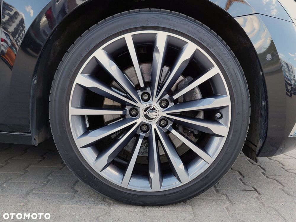 Skoda Superb 2.0 TSI 4x4 L&K DSG - 38
