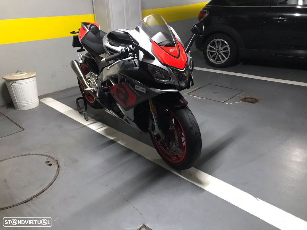Aprilia RSV RSV4 RR - 3