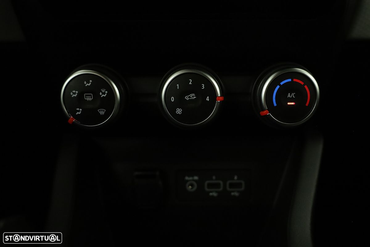 Renault Clio 1.0 TCe Evolution Bi-Fuel - 13