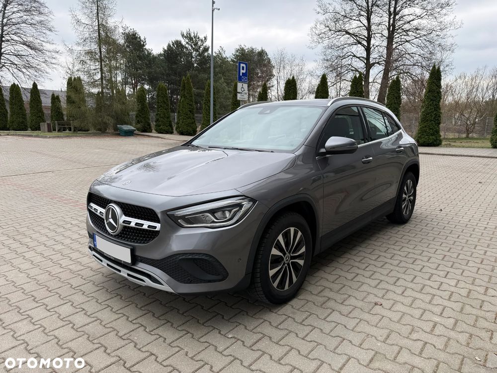 Mercedes-Benz GLA 200 - 3