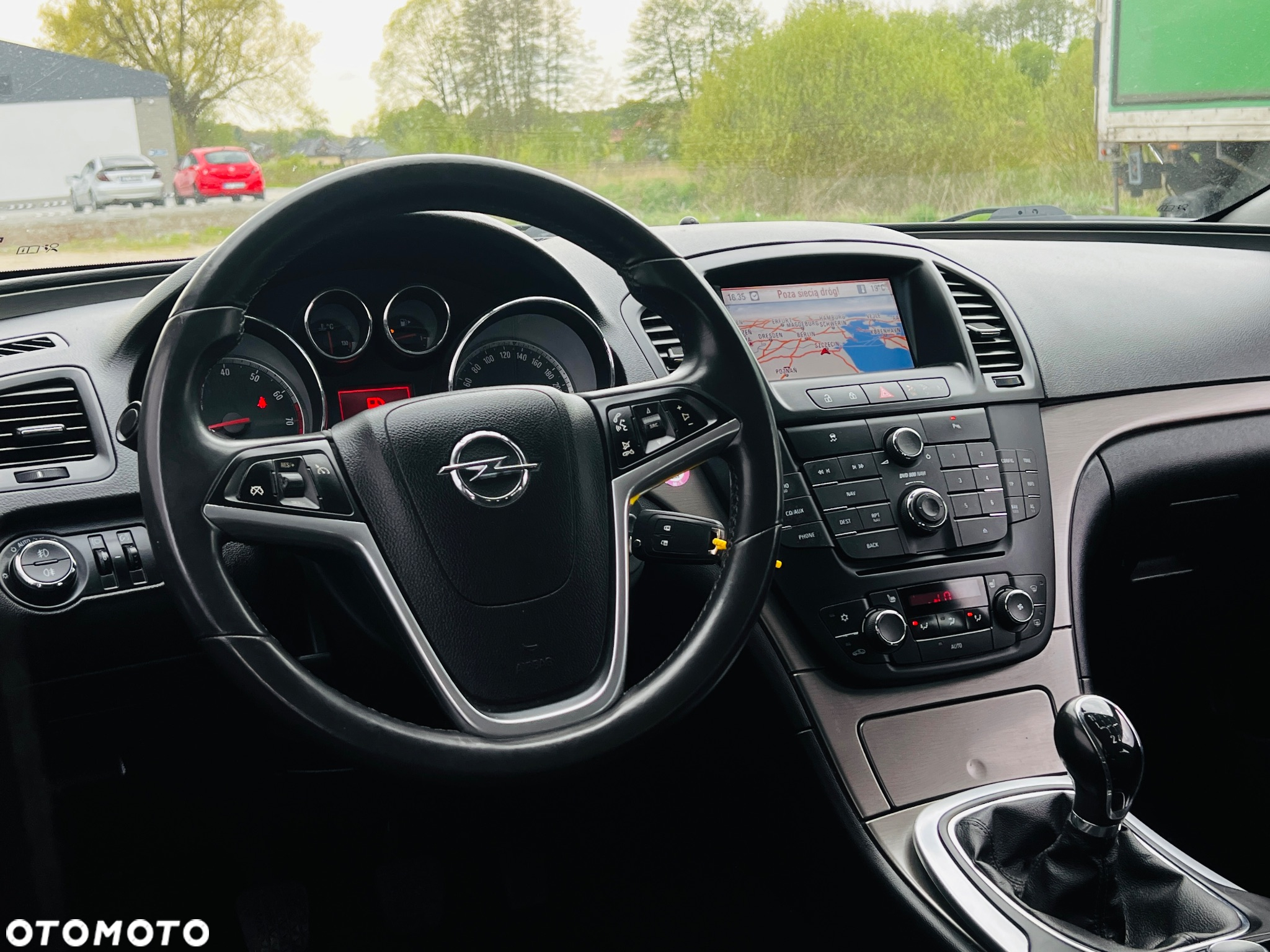 Opel Insignia 1.8 Sports Tourer - 10
