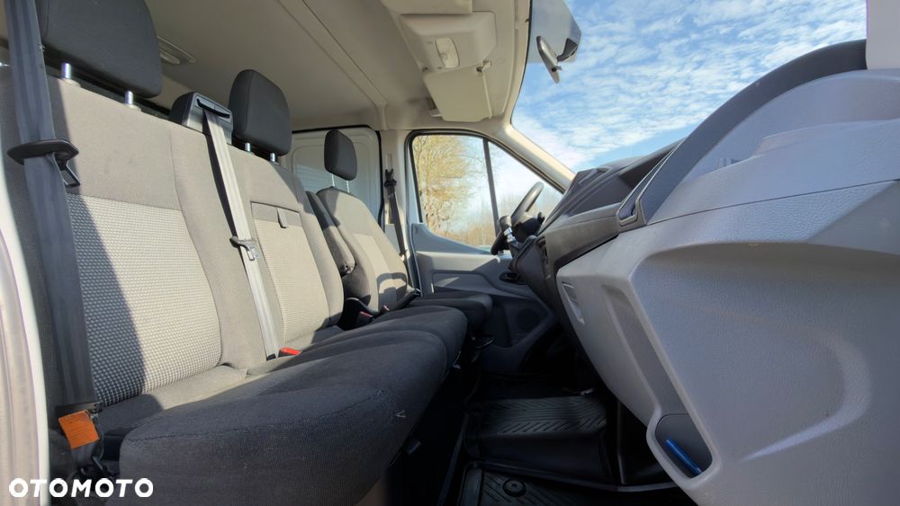 Ford Transit - 17