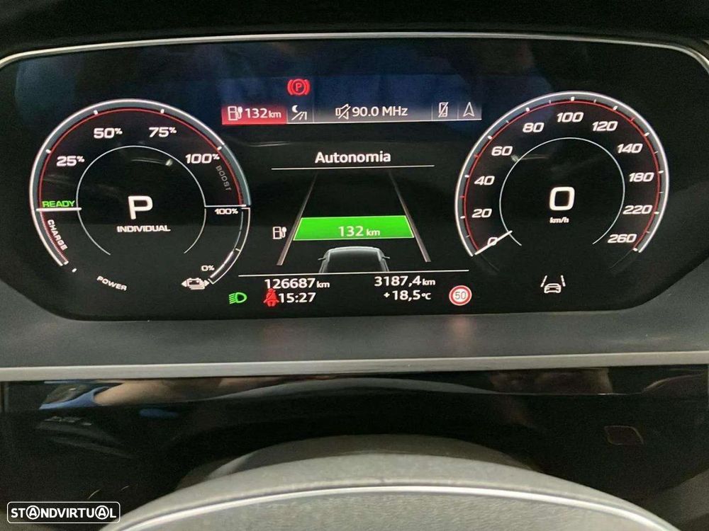 Audi e-tron - 12