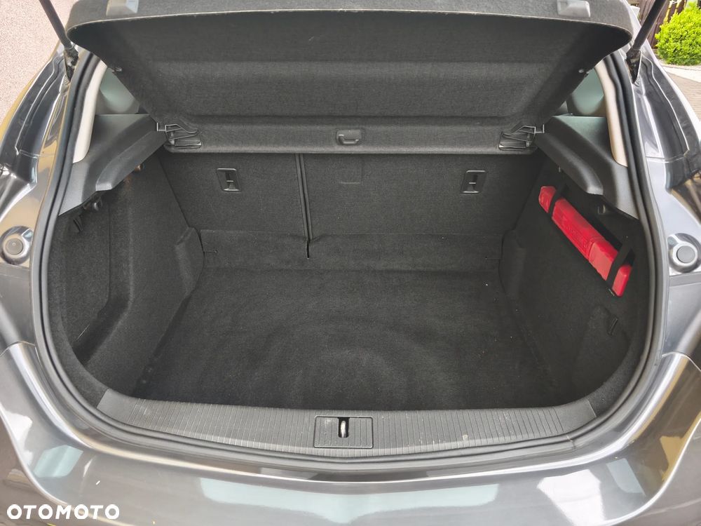 Opel Astra 1.6 - 9