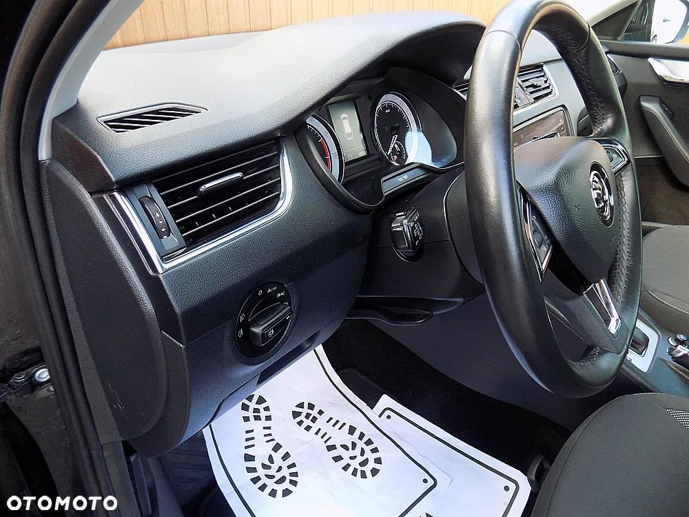 Skoda Octavia Combi 1.5 TSI e-TEC DSG Sportline - 11