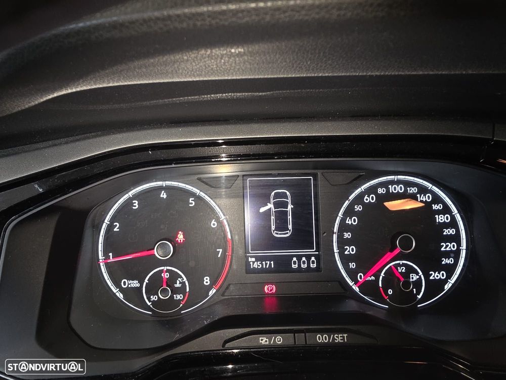 VW Polo 1.0 TSI Confortline DSG - 4