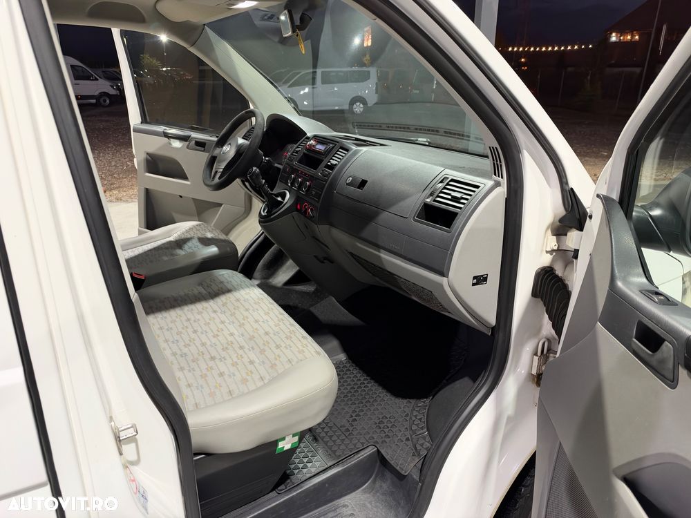 Volkswagen Transporter - 13