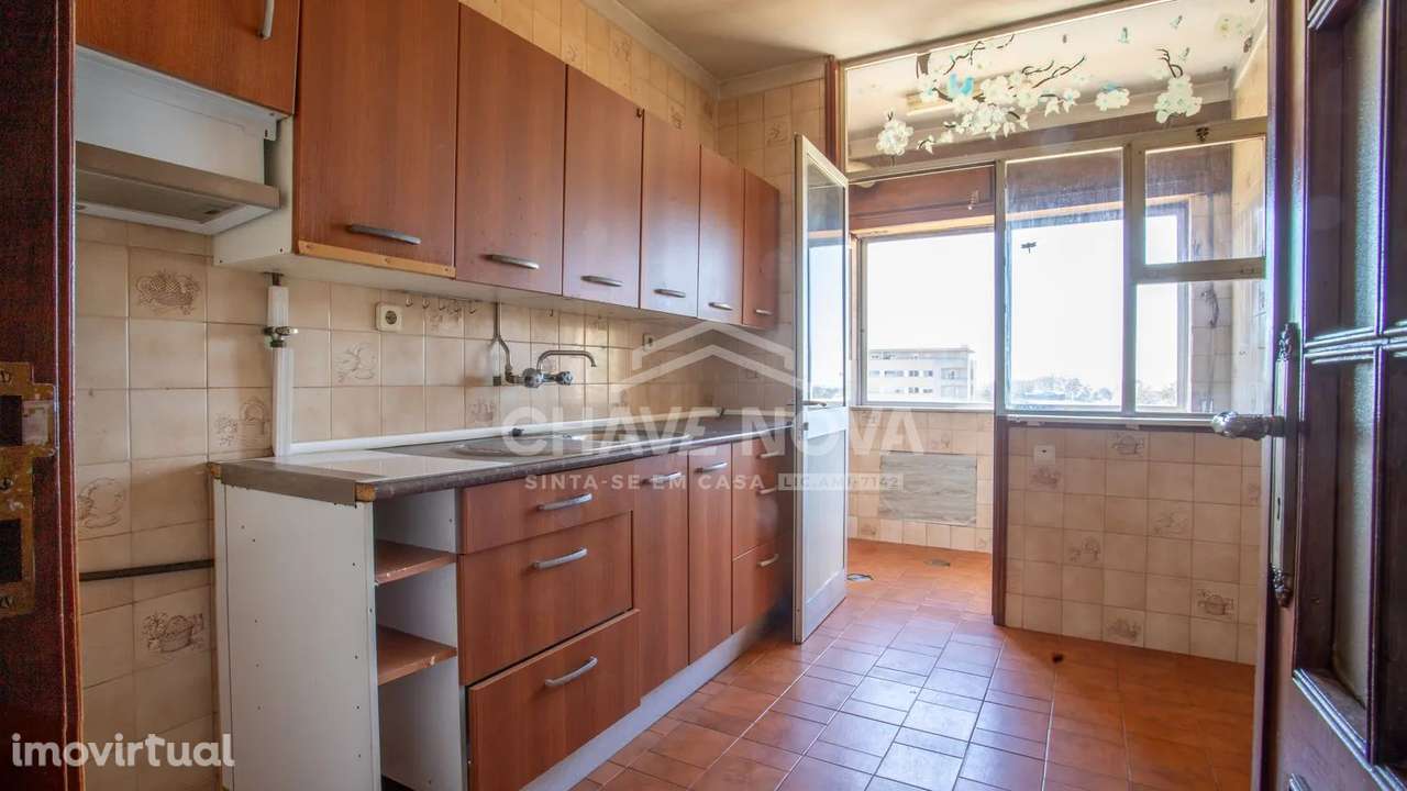 T2 c/ Arrumos em Santa Marinha, Vila Nova de Gaia - Grande imagem: 5/33
