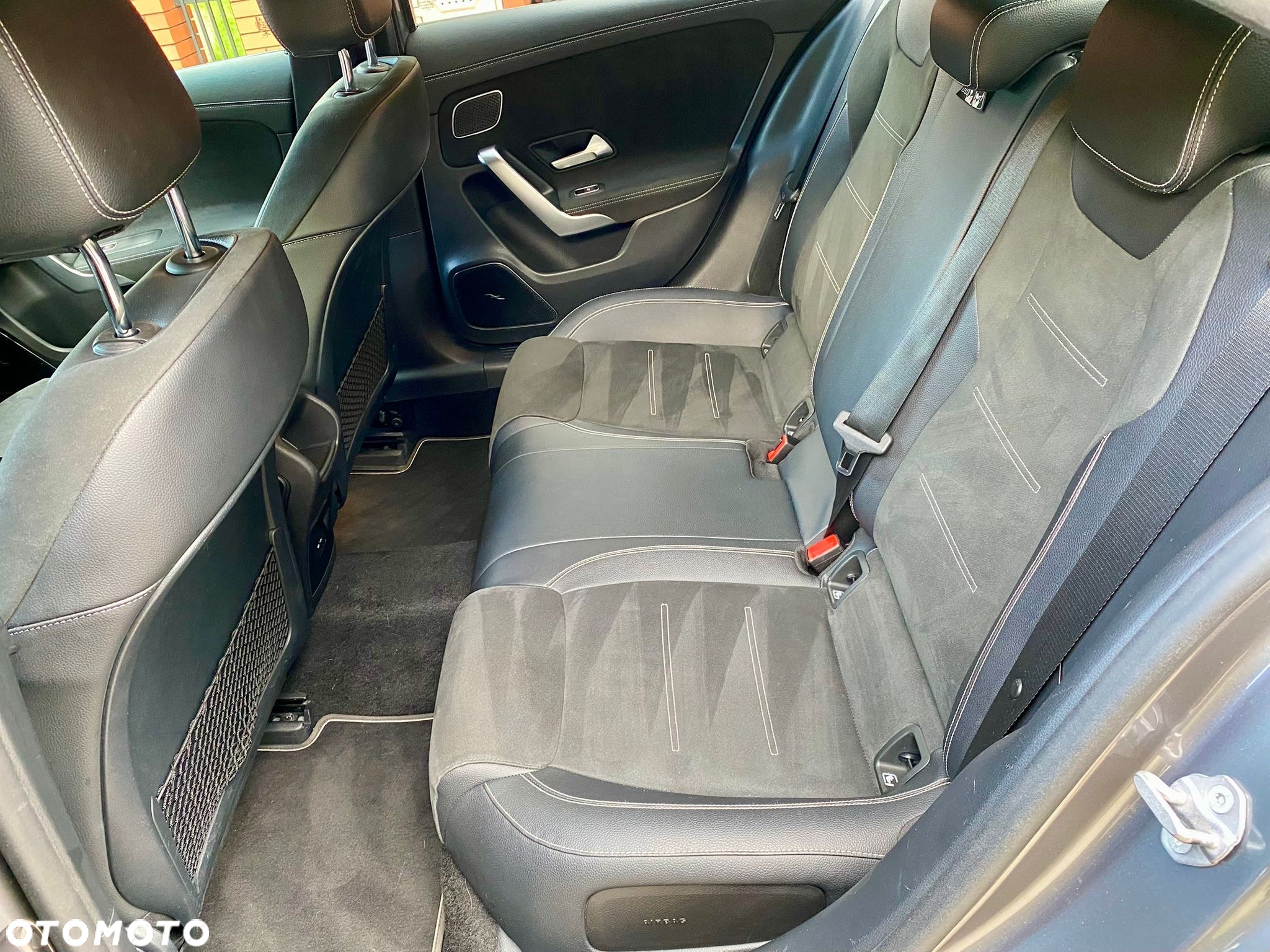 Mercedes-Benz Klasa A 250 E 8G-DCT - 22