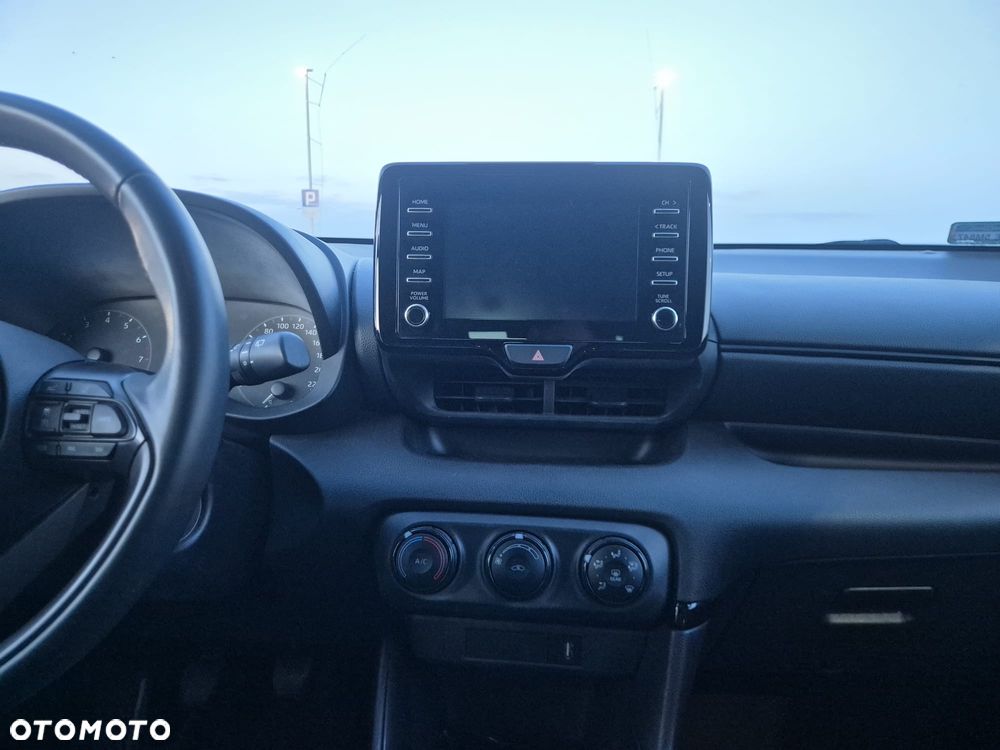 Toyota Yaris 1.0 Active - 14