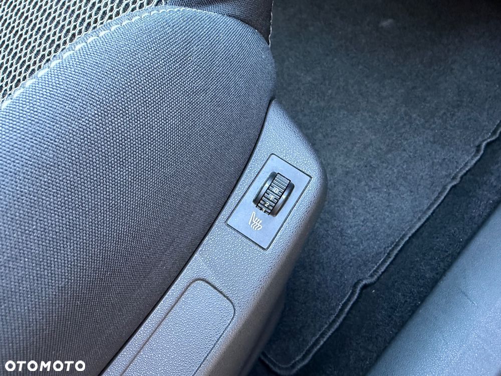 Citroën C4 HDi 115 Selection - 8