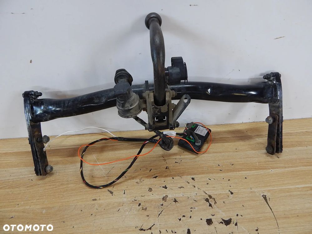Hak zaczep holowniczy moduł  Volvo XC60 I 08-17 Lift Łuków części - 4