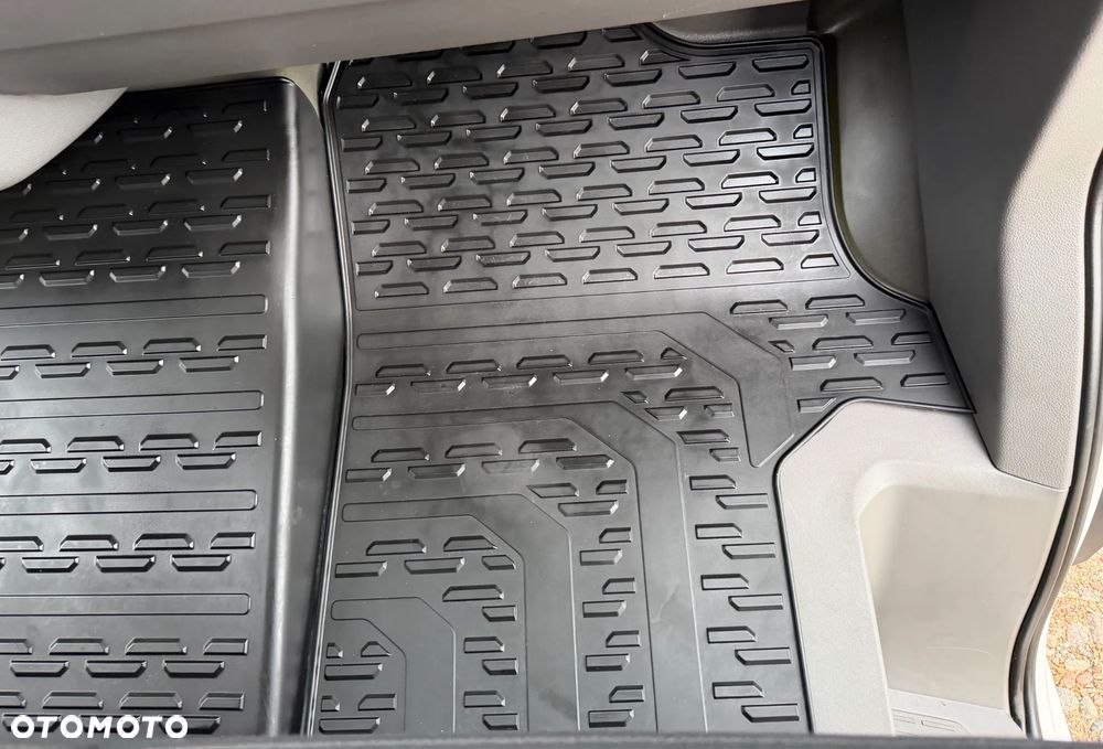 Volkswagen Crafter - 28