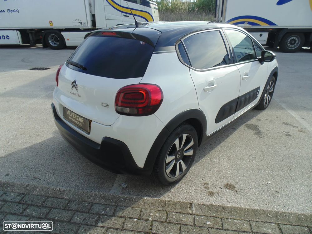 Citroën C3 1.2 PureTech Shine - 10