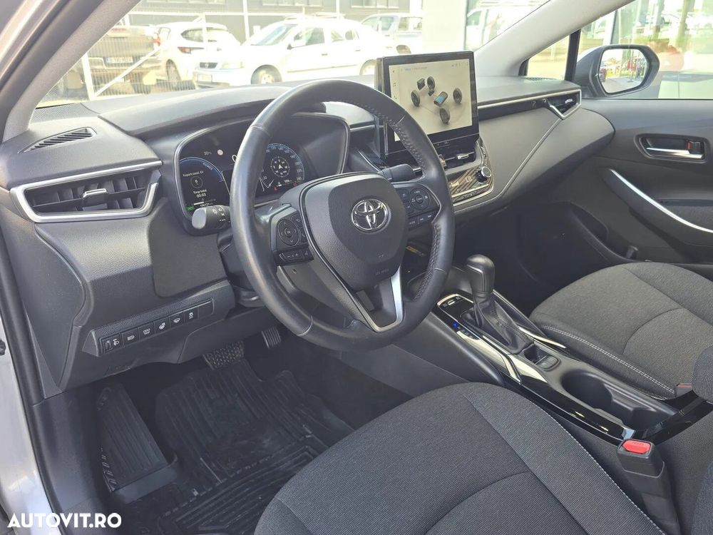 Toyota Corolla 1.8 HSD Dynamic - 11