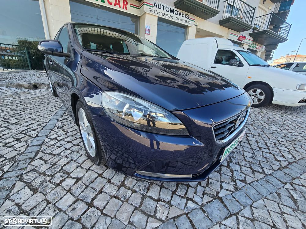 Volvo V40 D2 Powershift Momentum - 3