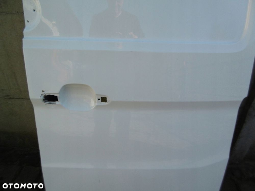 vw crafter ii 7c0 man tge - drzwi tylne prawe - 3