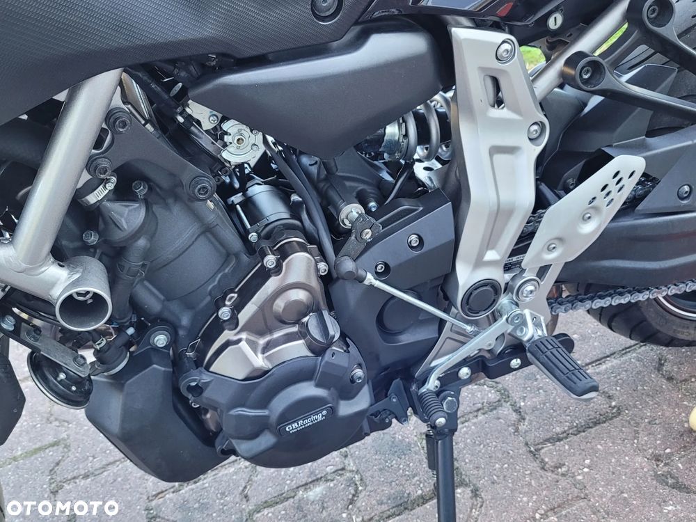 Yamaha MT - 20