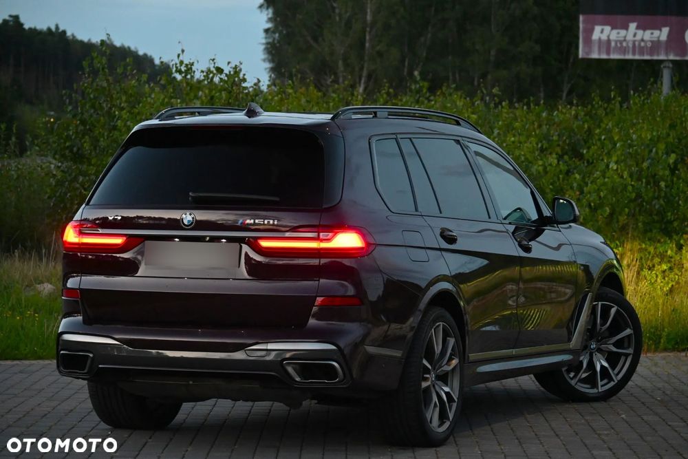 BMW X7 M50i sport - 15