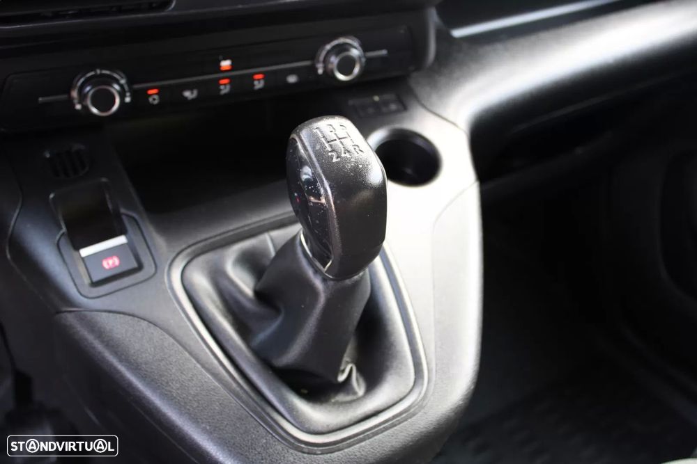 Peugeot Partner 1.5 BlueHDI Premium Longa - 18