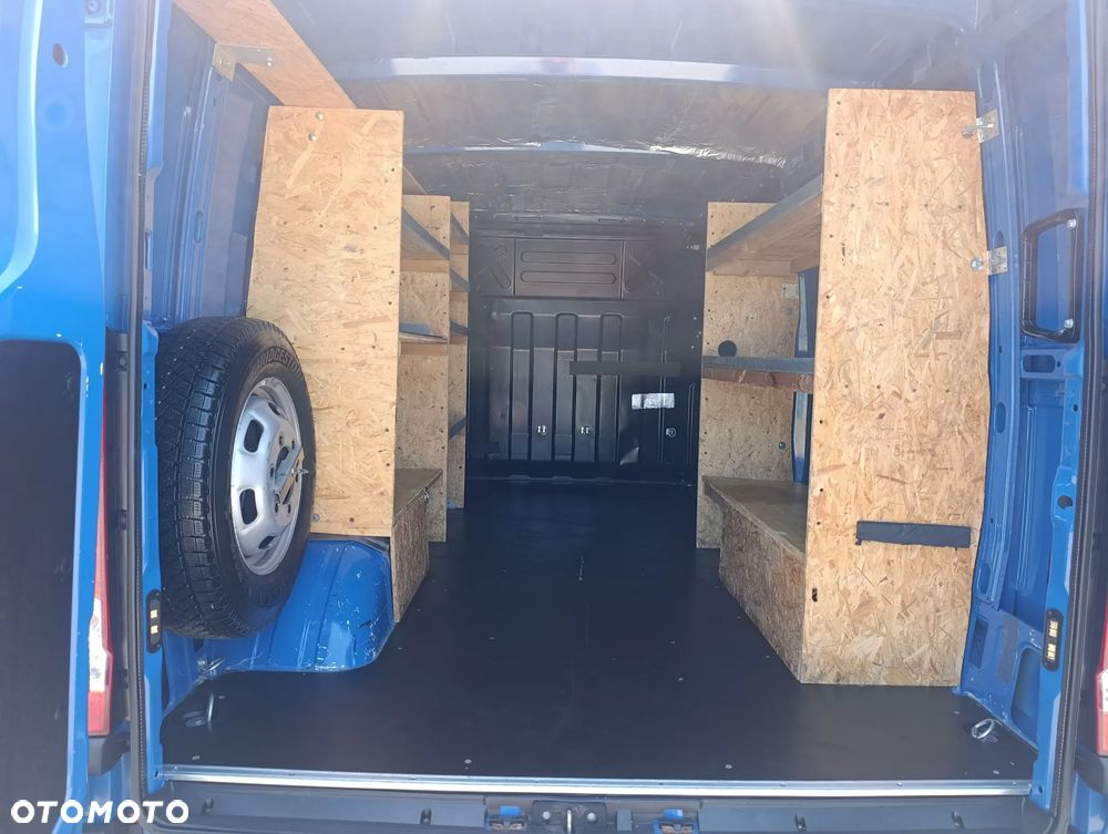 Iveco DAILY 35 - 18