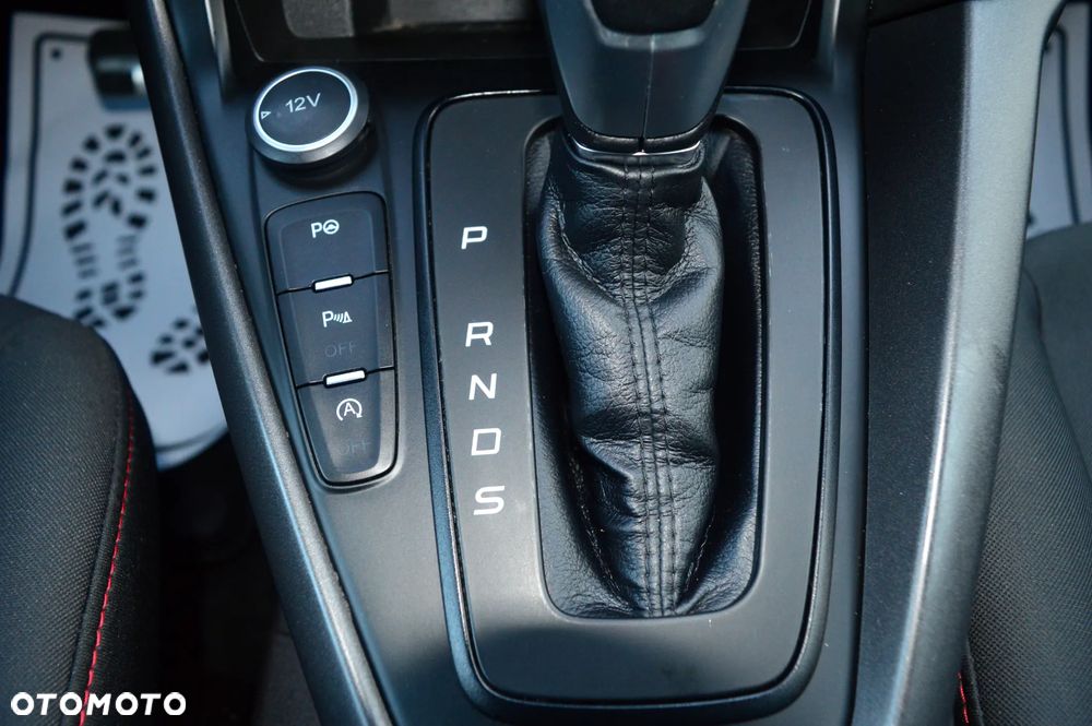 Ford Focus 2.0 TDCi ST-Line ASS PowerShift - 31