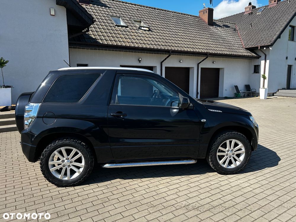 Suzuki Grand Vitara 1.6 De luxe - 11