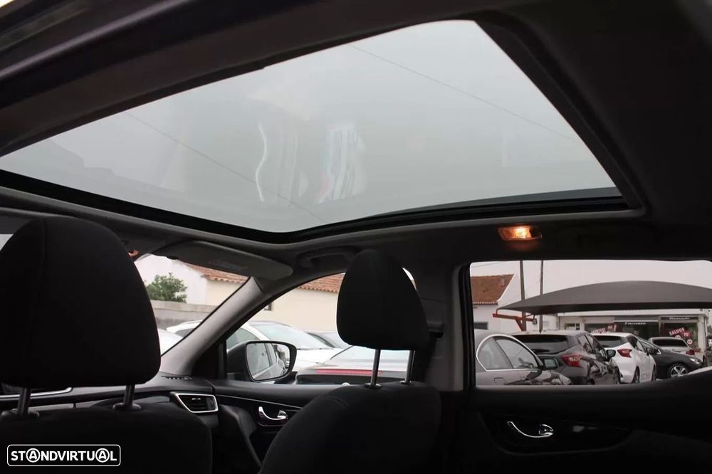 Nissan Qashqai 1.5 dCi N-Connecta - 20