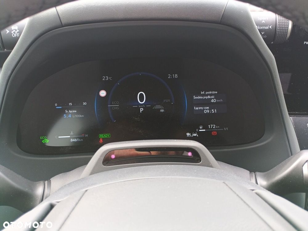 Lexus UX - 18